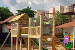 rhredesetelas004playgrounds